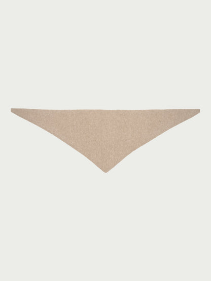 Triangle wool scarf in beige - La Rue Copenhagen